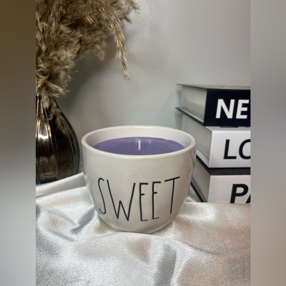 🚨SALE🚨Rae Dunn Sweet Bowl Candle - Picture 2 of 6